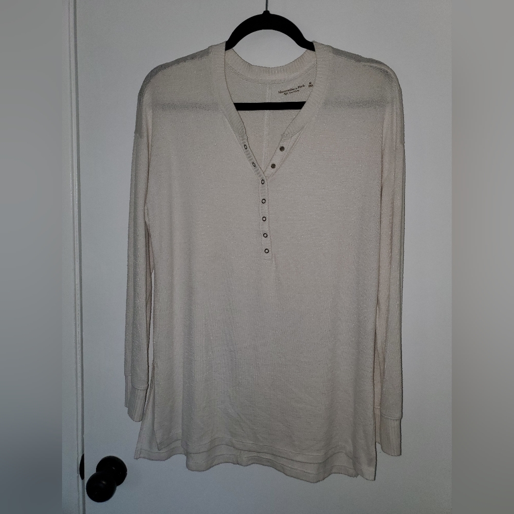Soft A&F Cozy Henley